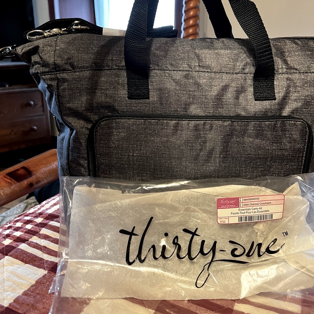 Thirty-One Essentials Carry-All in Charcoal Crosshatch Pattern